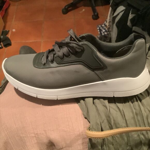 Prada size uk 9.5 us 10.5 tech laced trainer sneaker shoe eu size 44 - Picture 12 of 14